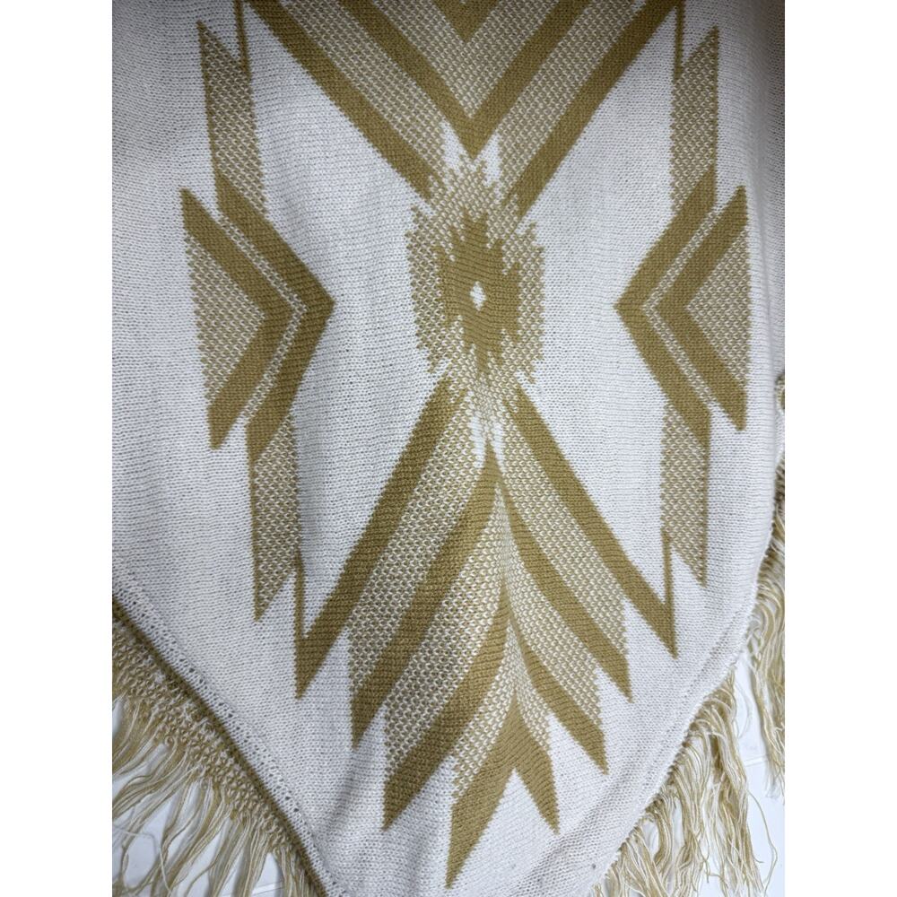 VTG Mudd OSFM Beige Ivory Knit Poncho Pullover Fringe Boho Hippie Festival Aztec - Picture 5 of 7